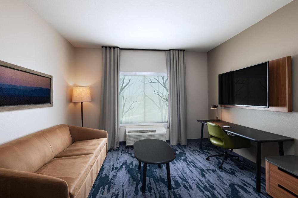 King Suite with Sofa Bed interior